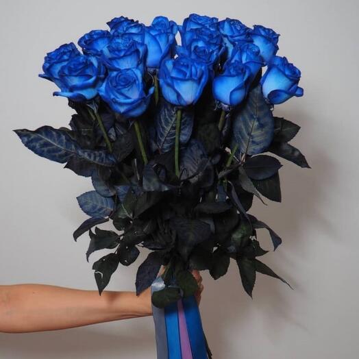 15 blue roses