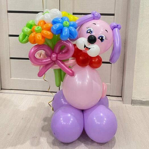 Собачка с букетом