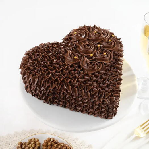 Chocolate truffle Love Cake