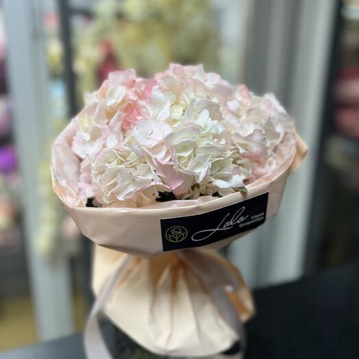 Bouquet of hydrangeas