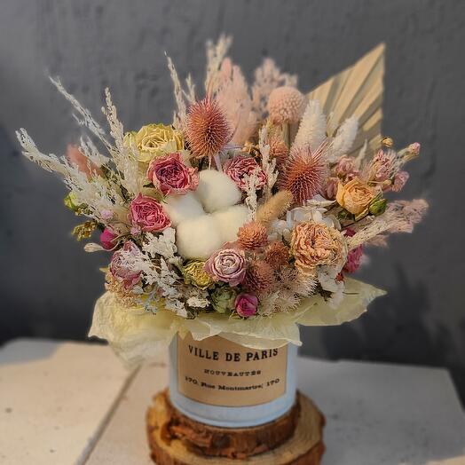 Композиция из сухоцветов "Ванильный пирог"