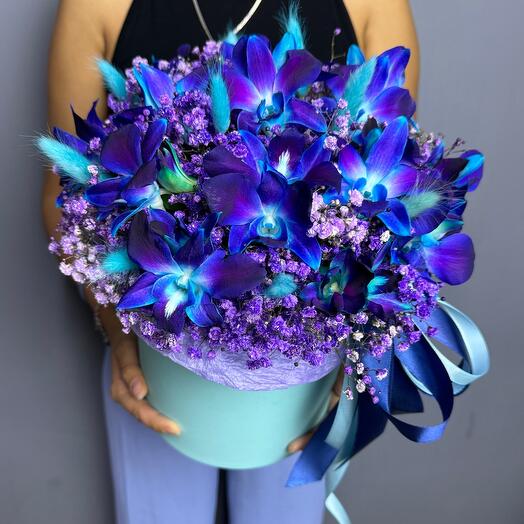 Ты мой космос М в шляпной коробке