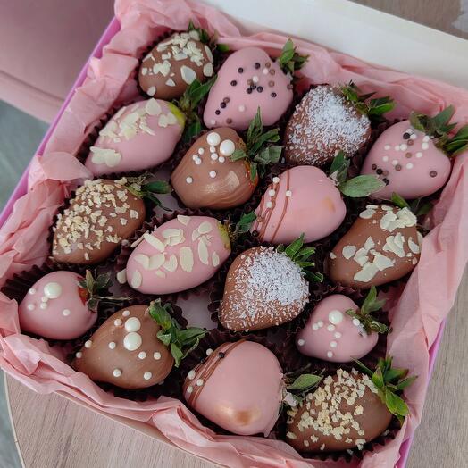 Клубника в шоколаде 16 шт