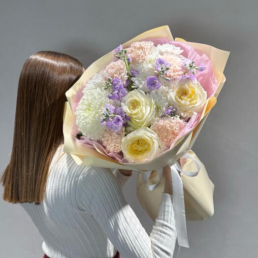 Ramo de autor con rosas
