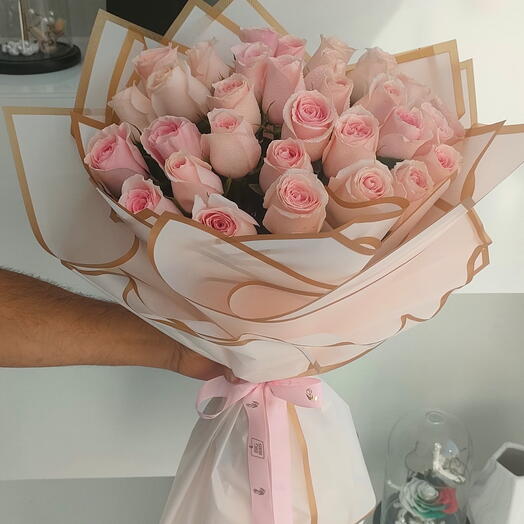 31 Pink Roses