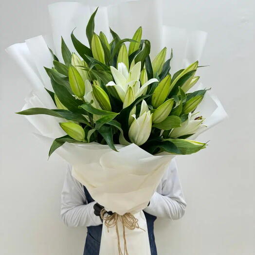 White Lilly Bouquet