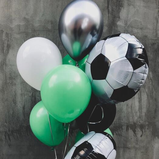 A set of balls in different colors
