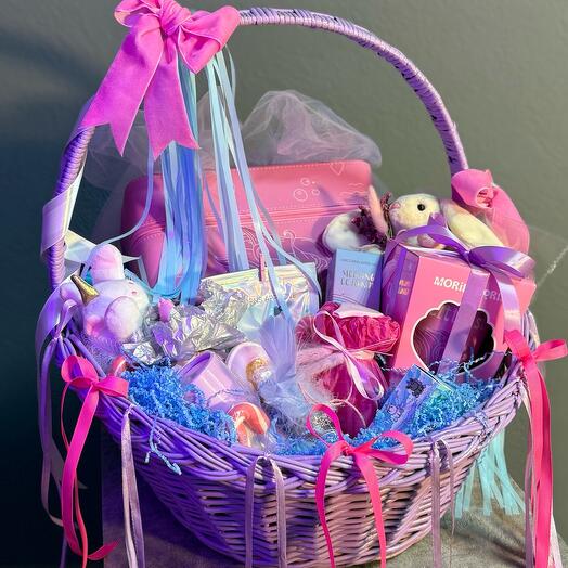 Детский подарочный набор в корзине «Зайка»