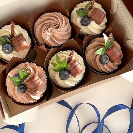 Шоколадные капкейки с шоколадом