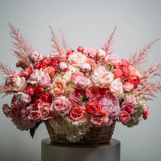 Flower basket arrangement Symphony
