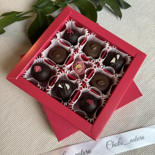 Коробочка из 9 конфет для мамы, сестры, коллеги, подруги