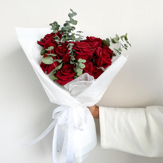 Scarlet Grace - Red Rose Bouquet