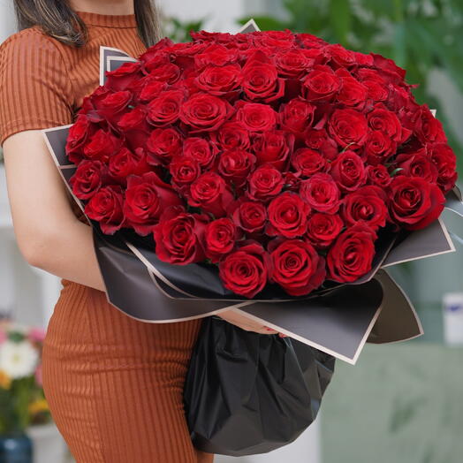 100 Red Roses (Premium Ecuador Roses)