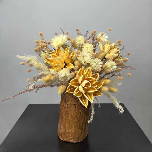 Авторская композиция из сухоцветов «Yellow forest»