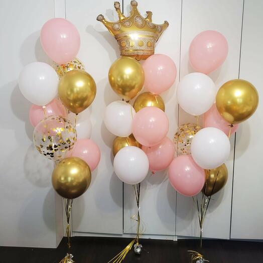 A set of princess balls. 25 balloons with helium. Three fountains of 8 balls + a crown