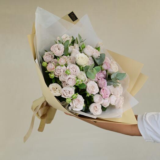 Angel Bombastic Roses Bouquet