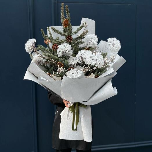 Christmas bouquet "Crystal ringing"