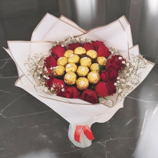 Sweet Ferrero Roses Bouquet