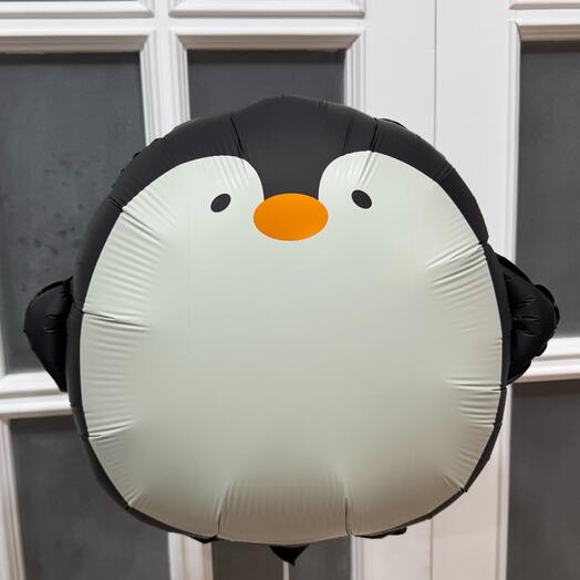Воздушный шар гелий пингвин. Helium balloon penguin