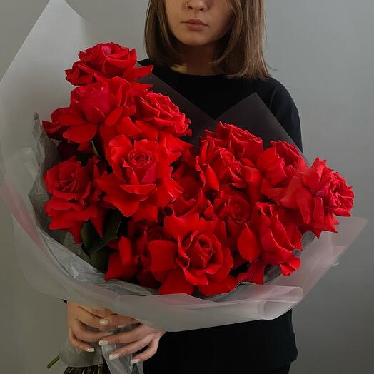 Французские красные розы 21 шт
