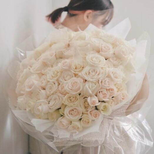 Bouquet of 51 white roses