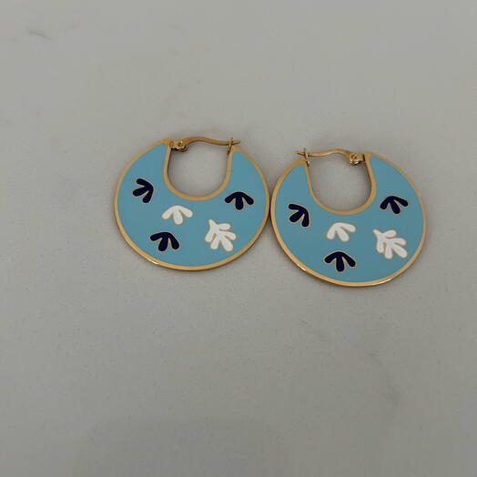 Blue flower disc earrings