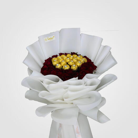 Bouquet of "Roses N Chocolate"