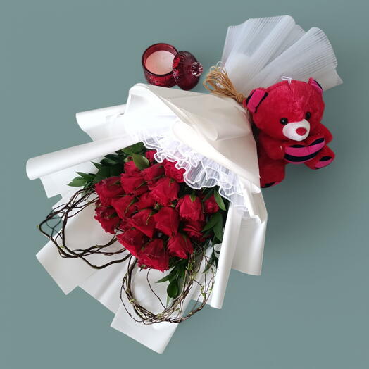 Elegant Rose and Teddy Bear Gift Set