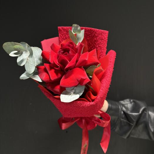 Bouquet "Scarlet drop" (Japanese rose, eucalyptus)