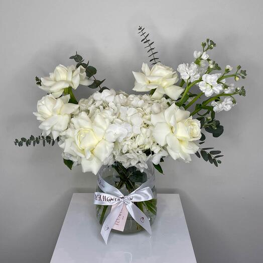 Snowy Serenity Bouquet in Vase