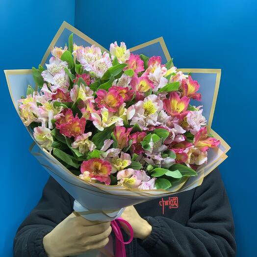 Alstroemeria 29 pieces