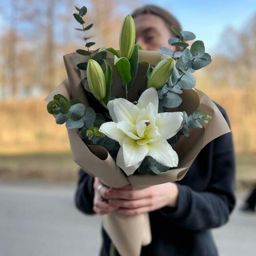 Букет-комплимент из белой лилии🥰️‍🔥