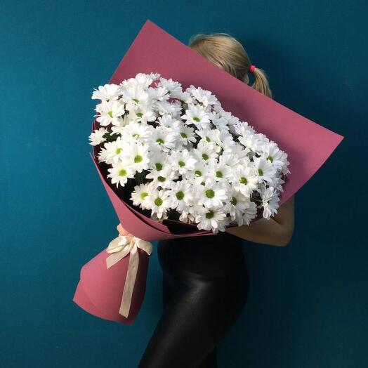 Bouquet of 13 white chrysanthemums in foamiran