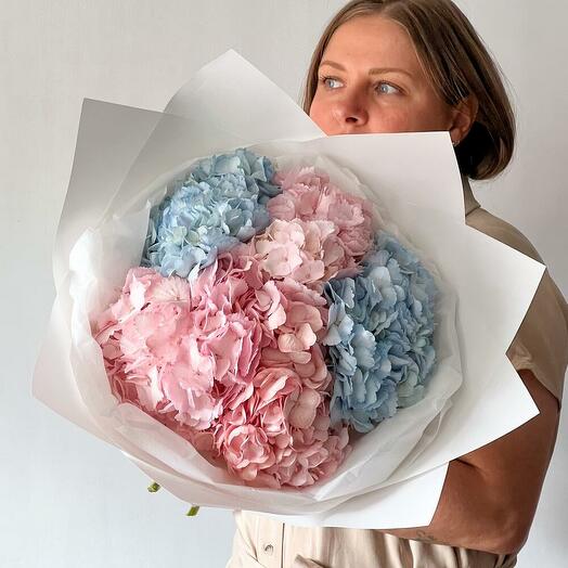 Bouquet of blue and pink hydrangeas, 5 pcs