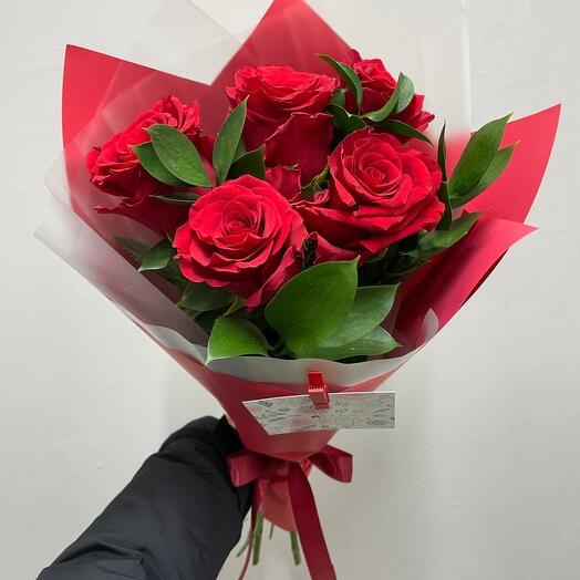 Мини букет из 5 роз