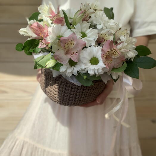 Bouquet with chrysanthemums and alstroemeria