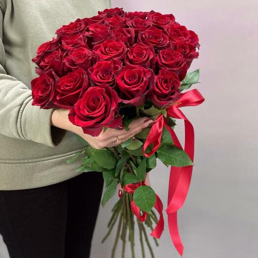 Bouquet of 25 red roses 70 cm