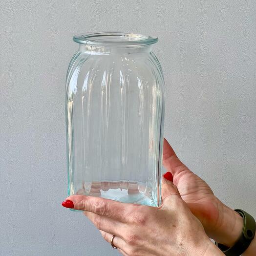 Hannah's vase is transparent