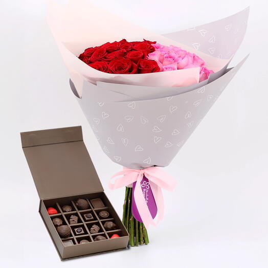 Cute Love 51 Roses Bouquet and Assorted Chocolates