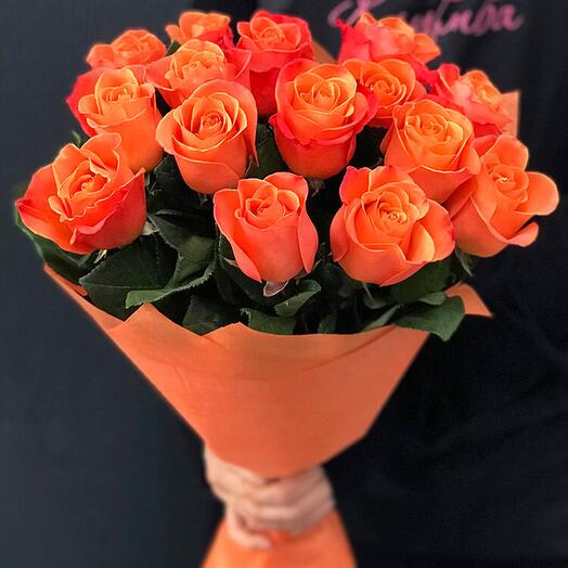 Ramo de 15 rosas naranjas