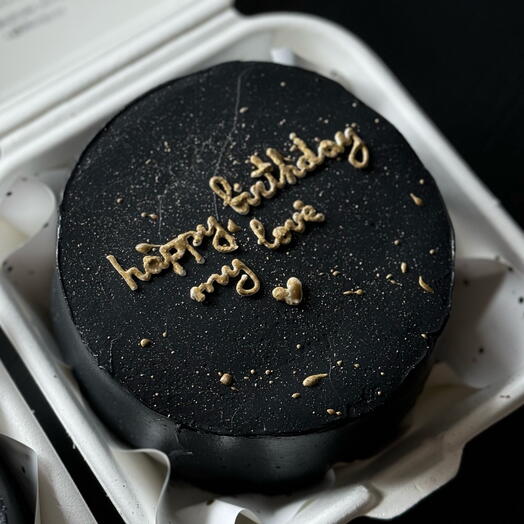 Чёрный бенто-торт