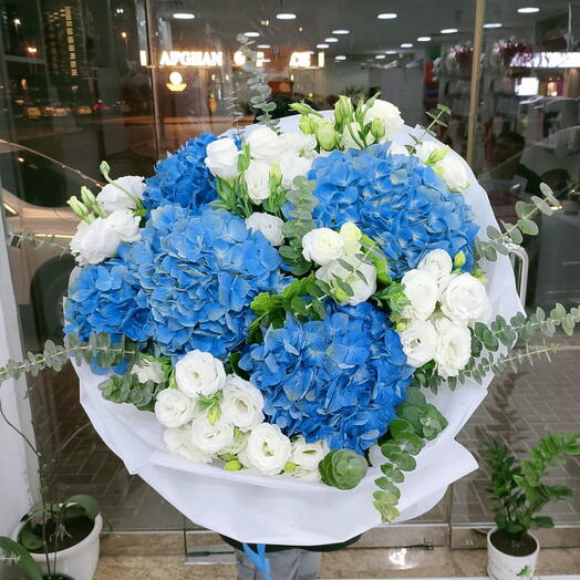 Blue World Fresh Hydrangeas Bouquet