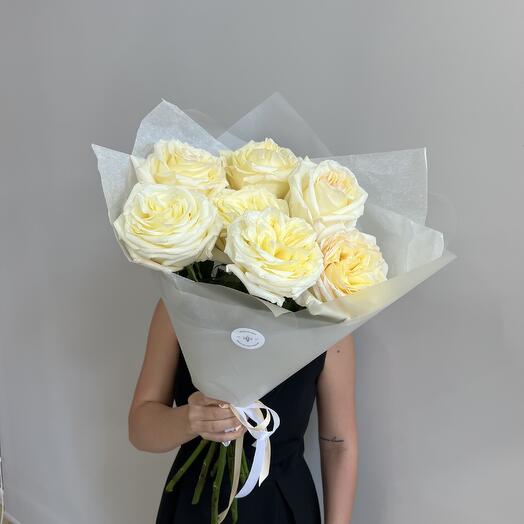 Монобукет из 7 пионовидных роз