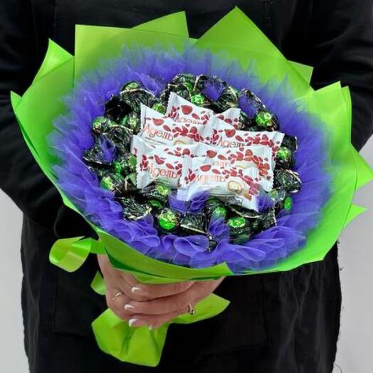 Букет сладкий из конфет 3