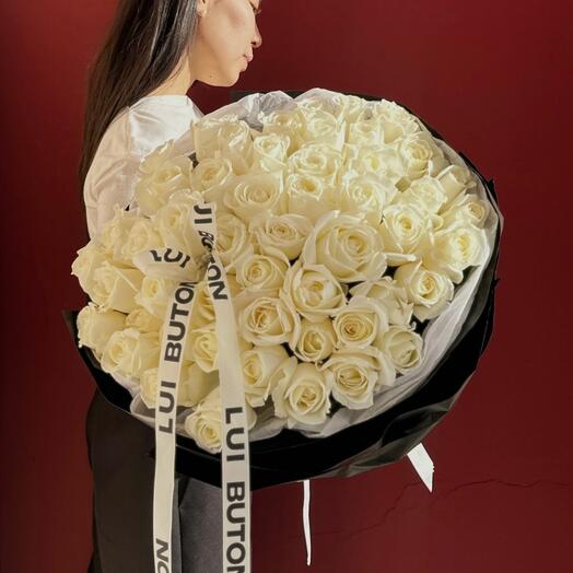 Букет "51 белых роз"