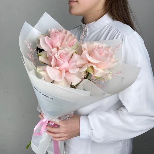 Букет «Нежность» из 3 французских роз ББ