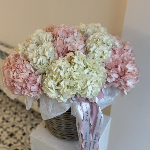 TIFFANY FLOWERS