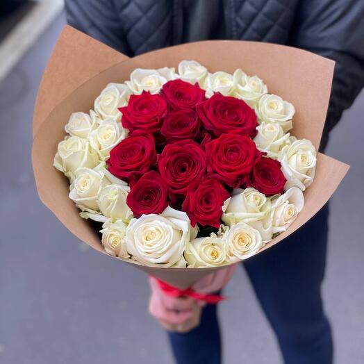 Bouquet of 29 red and white roses