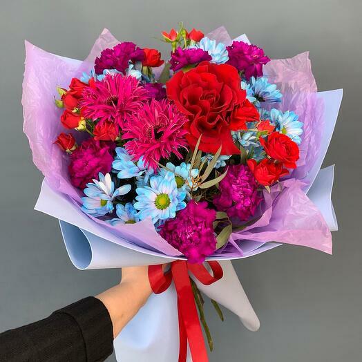 Bouquet of chrysanthemums and gerberas