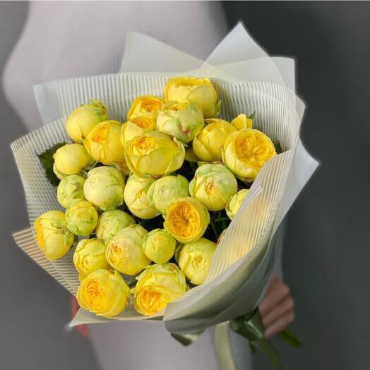 Bouquets  Of Yellow Peony Type Bombastic  Rose